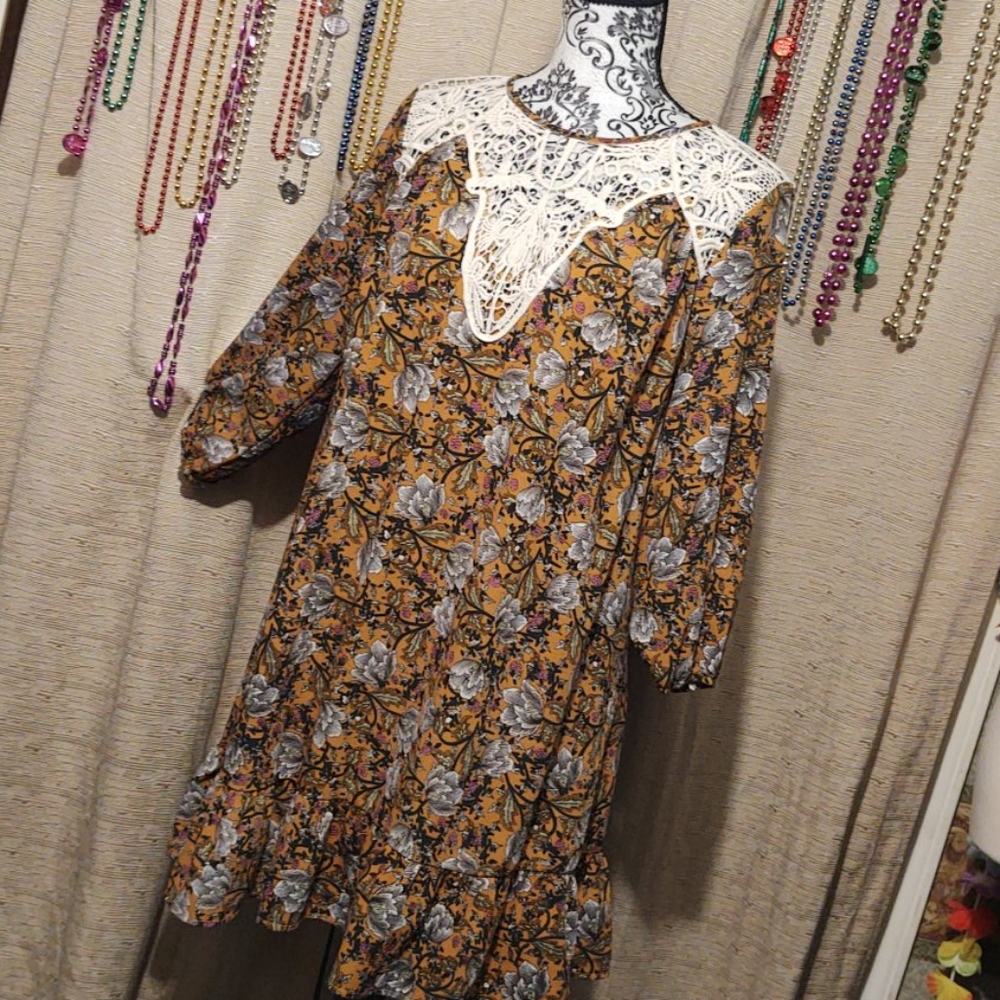 Entro Crochet Neck Floral Babydoll Dress Sm